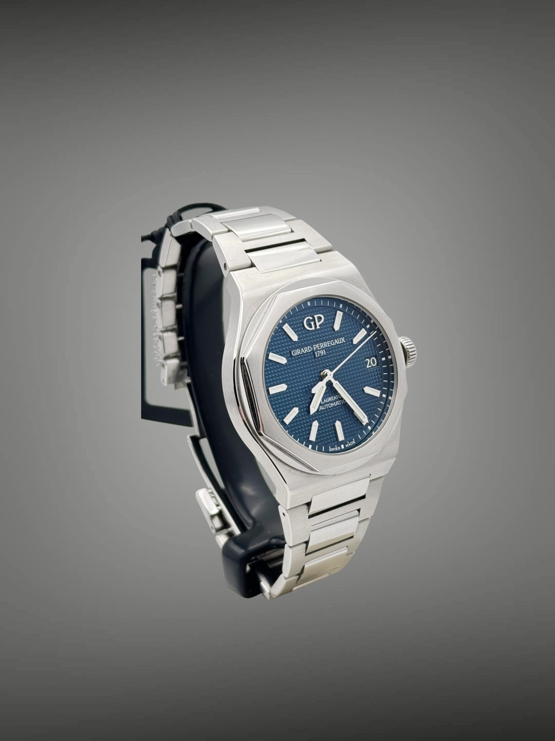 GIRARD-PERREGAUX Laureato - immagine 6